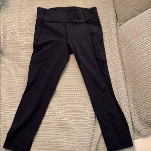 Lululemon Capri navy color